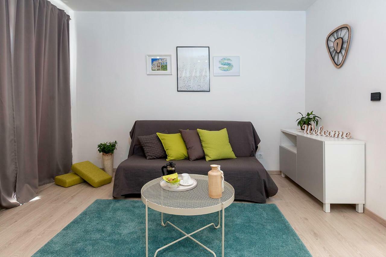 Sunsplash Apartments Póla Kültér fotó